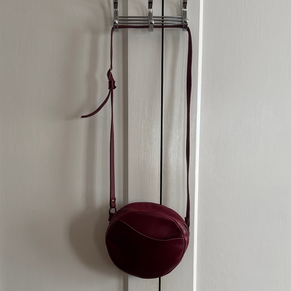 Portland Leather Round Burgundy Leather Crossbody Bag - Picture 3 of 7
